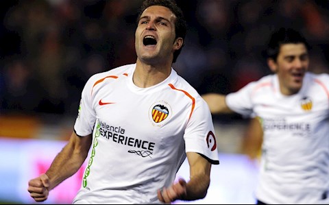 Rubén Baraja: Cho những tháng ngày đẹp nhất ở Mestalla