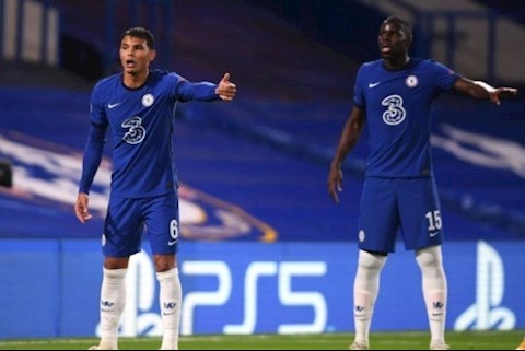 Chơi bùng nổ, Silva và Zouma được so sánh với 2 huyền thoại Chelsea