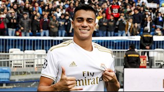 Mới tới Real Madrid, tân binh tuổi teen đã mơ đi vào sách sử