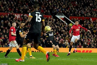Không thể ghi bàn trước Wolves, hàng công MU nối dài chuỗi trận tệ hại