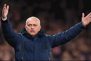 Sao Chelsea tiết lộ chuyện từng được Mourinho lôi kéo về MU