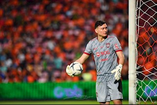 Muangthong an ủi thủ môn Đặng Văn Lâm thông qua facebook