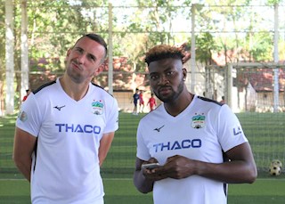 Tuấn Anh giữ băng thủ quân, ngoại binh được bầu làm đội phó HAGL