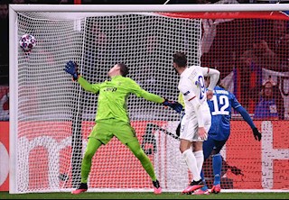 Kết quả bóng đá cúp C1 Lyon vs Juventus 1-0: Ronaldo mất tích