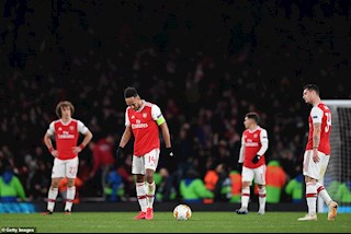 Arsenal bị loại đau đớn, Arteta chỉ trích sự tự phụ của học trò