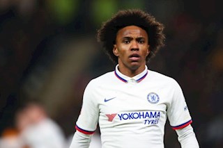 Không được Chelsea giữ chân, Willian dọa thành Judas
