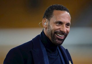 Rio Ferdinand dự đoán cục diện Top 4 NHA mùa này