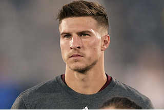 Joshua Gatt: Bóng đá muốn bỏ rơi anh. Nhưng không dễ (p2)