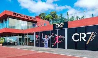 Nghĩa cử cao đẹp của Ronaldo mùa Covid-19