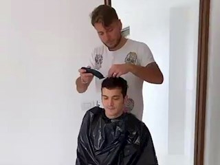 Thất nghiệp mùa dịch Covid-19, giới cầu thủ chuyển nghề đa dạng