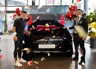 Tiền vệ Quang Hải tậu xe Mercedes hơn hai tỷ đồng