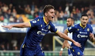 Chelsea gia nhập cuộc đua giành trung vệ trẻ của Hellas Verona