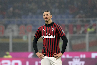 Zlatan chỉ ở lại AC Milan nếu cảm thấy hữu dụng