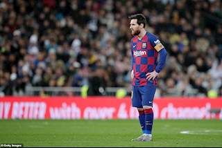 Messi nổi nóng, quát tháo đồng đội sau thất bại trận El Clasico