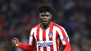 Đồng đội ở Ghana khích sao Atletico gia nhập Arsenal