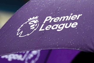 Premier League trở lại, cấm cầu thủ đủ thứ từ khạc nhổ đến... chăn gối
