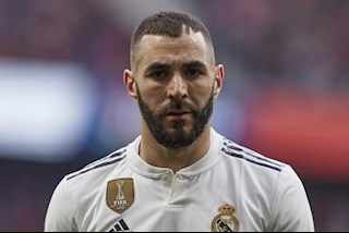 Real không từ bỏ Haaland và Mbappe dù gia hạn với Benzema