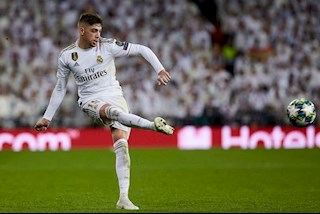 Tăm tia phát hiện mới của Real, MU nhận cảnh báo gắt