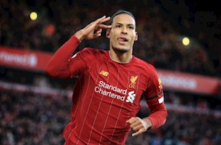 “Liverpool cần giữ chân Van Dijk càng nhanh càng tốt”