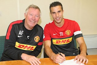 Van Persie tiết lộ lời hứa của Sir Alex khi đến Man United
