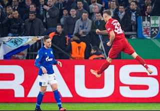 Schalke 0-1 Bayern Munich: Thắng hú vía, Hùm xám vào bán kết cúp quốc gia Đức