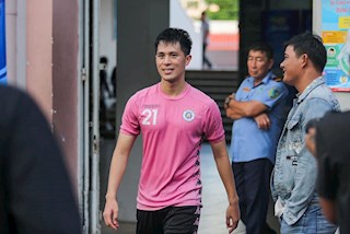 CLB Hà Nội đón nhận tin xấu của trung vệ Trần Đình Trọng