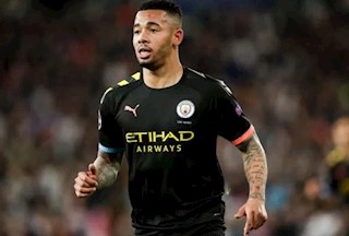 Juventus tăm tia Jesus, Man City phản ứng ra sao?