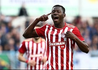 Bị Olympiacos loại ở Europa League, Arsenal tính rút ruột đối thủ