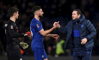 Giroud có vài lời muốn gửi Kepa