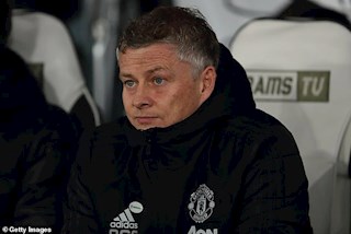 MU nên ưu tiên Premier League hay Europa League hơn?