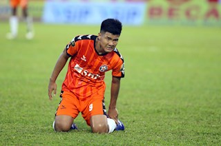 Đức Chinh vẫn chưa thể ra sân ở vòng 2 V-League 2020