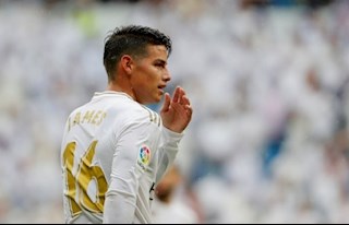 Roberto Carlos có vài lời nhắn gửi tới James Rodriguez