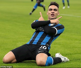 Lautaro Martinez ngầm bắn tín hiệu cho Barca