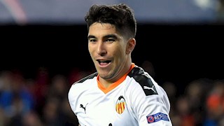 Mục tiêu của Arsenal cam kết tương lai với Valencia