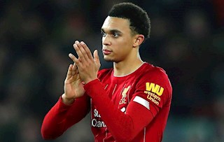 Alexander-Arnold nhận được những lời có cánh từ hậu vệ phải huyền thoại