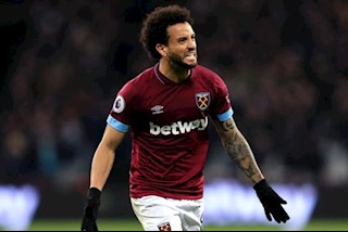 Chelsea gây sốc với bom xịt của West Ham