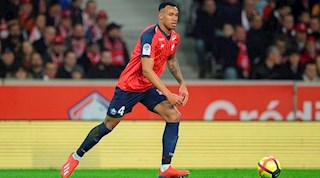 Được mục tiêu bày tỏ tình cảm, Chelsea liệu có động lòng?