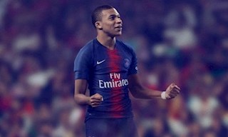Juventus không có cửa chạm đến Jesus và Mbappe