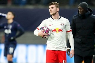 Leipzig tung hỏa mù về Timo Werner