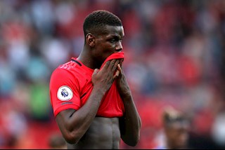 Vì Covid-19, Pogba sẽ không thể rời MU