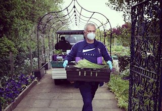 Người đặc biệt thừa nhận nhớ bóng đá sau hơn 1 tháng nghỉ vì Covid-19