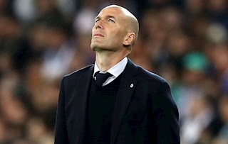 Tiết lộ: Thừa mứa hậu vệ, Zidane vẫn quyết giữ “hàng hớ”