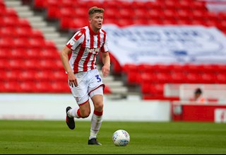 Chelsea muốn vượt mặt MU và Arsenal vụ sao trẻ Hạng nhất Anh