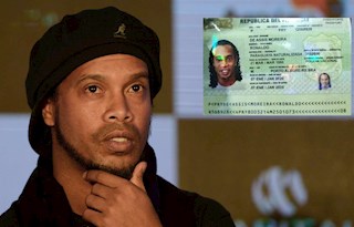 Sau hơn 1 tháng ngồi xà lim, Ronaldinho đã được thả