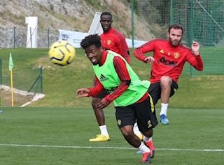 Sao trẻ MU bí mật đàm phán với Chelsea