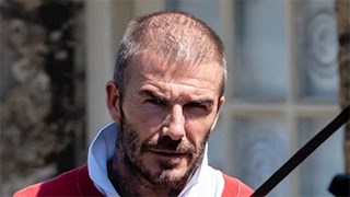 Beckham xuống mã nghiêm trọng vì ... hói đầu