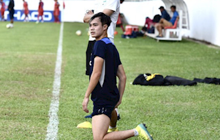 HLV Lee Tae Hoon nói gì về cơ hội ra sân của Văn Toàn ở trận gặp Nam Định?