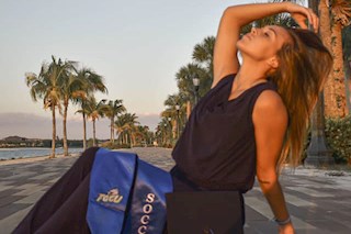 Nữ tuyển thủ Brazil xinh như người mẫu