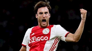 Arsenal nâng cấp cánh trái bằng sao Ajax