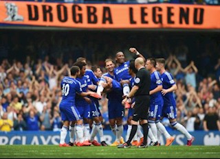 Ngày này năm xưa: Drogba khép lại sự nghiệp huy hoàng trong màu áo Chelsea